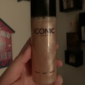 Iconic Setting Spray